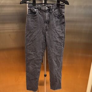 Madewell Women's Straight Leg Jeans - Dark Gray